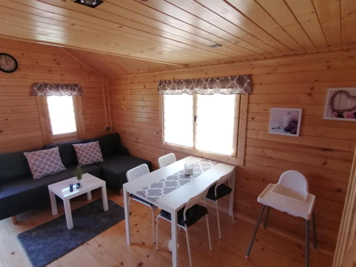 Nocleg Zator Domki Paradise Pod Palmami Kültér fotó